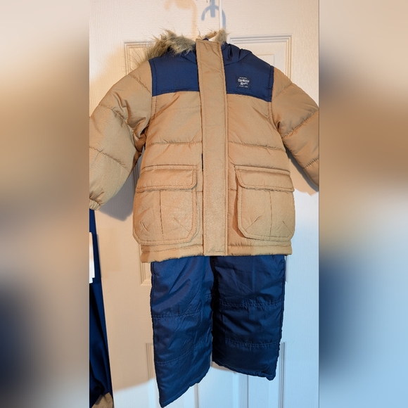 OshKosh B'gosh Tan and Blue Puffer Jacket and Pants Set - Picture 1 of 3